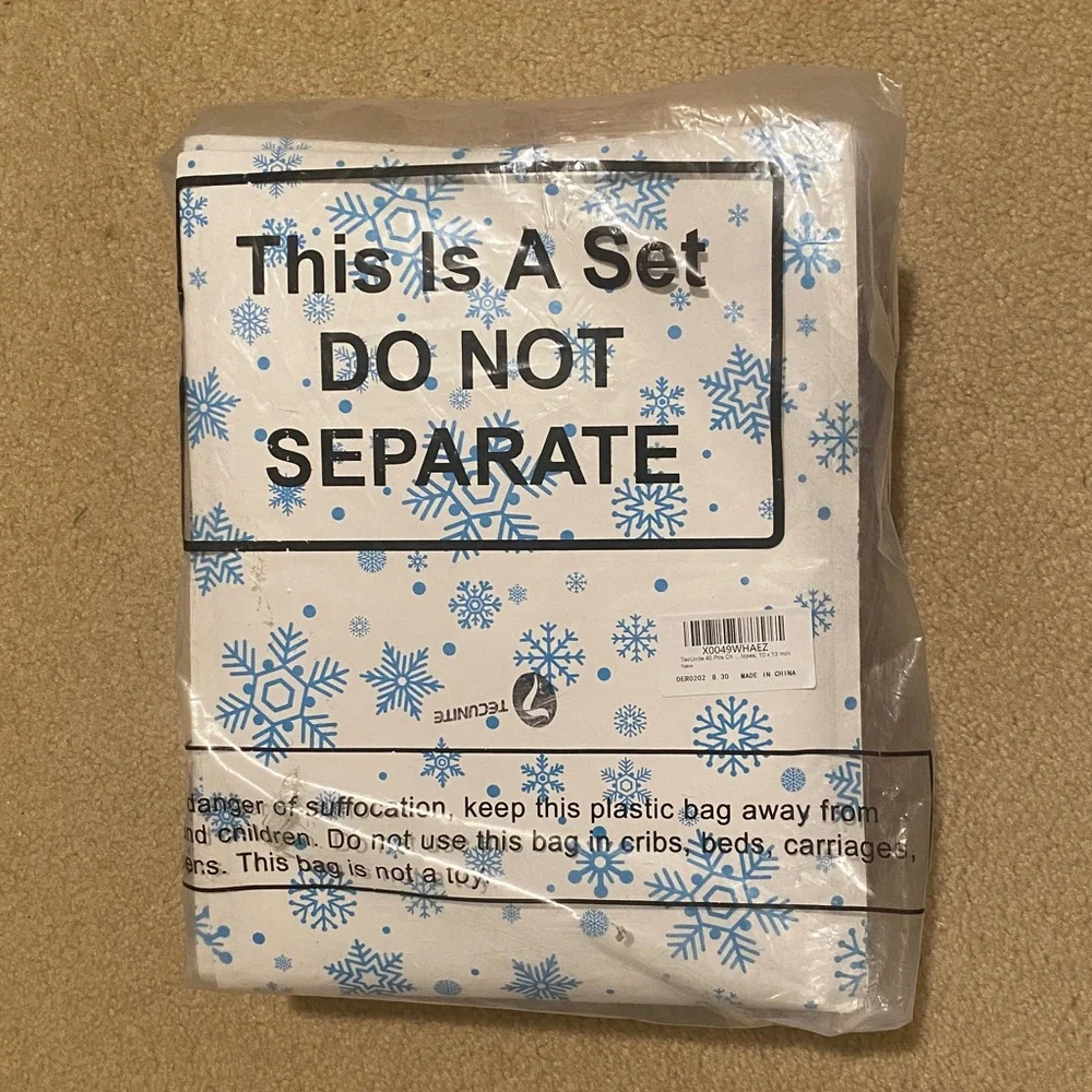 65 Envelopes--Winter Theme Bubble Mailer Envelopes Size 10